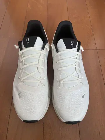 On 클라우드 틸트 cloudtilt 28.5cm