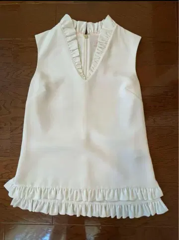 No.10 TED BAKER tops.