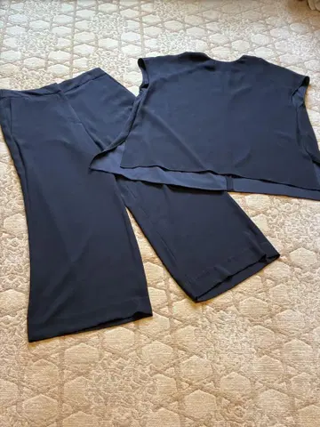 띠어리 럭스 23SS 팬츠 셋업 블랙