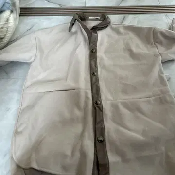 And Search 베이지 플리스 자켓