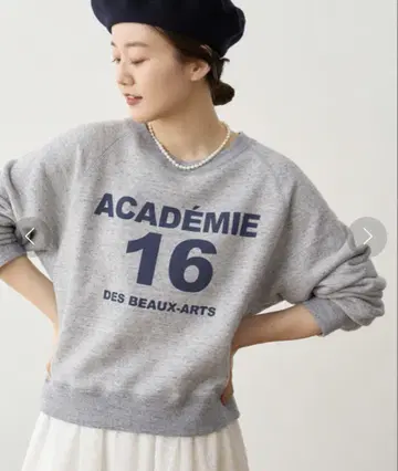 새상품급 이에나 맨투맨