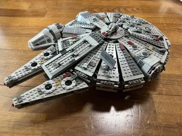 조립 완료 LEGO star wars 밀레니엄 팔콘 75105