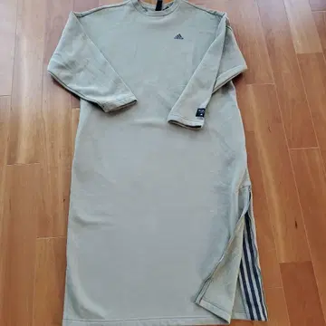 S 사이즈 adidas 올리브 롱 원피스 속기모 긴팔