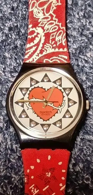 Swatch 반다나 패턴 가죽 벨트 하트 디자인 레어 모델