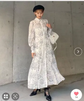 rienda 꽃무늬 플리츠 롱 원피스 긴팔 화이트
