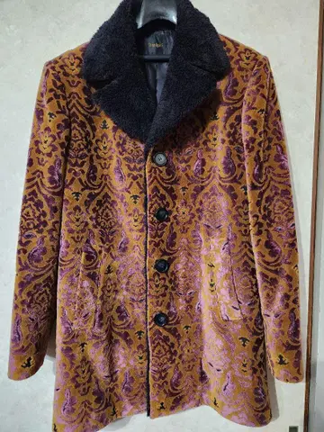 TaigaIgari 벨벳 테일러드 자켓 오렌지와 보라색 무늬 플리스 옷깃