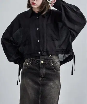 Fashion Letter 크롭 시어 셔츠
