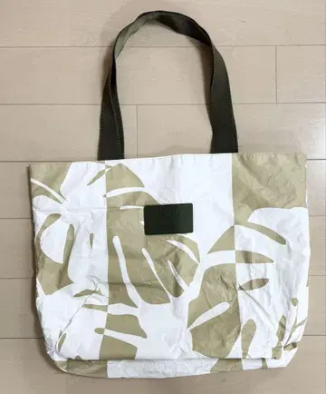 Aloha Collection 몬스테라 패턴 토트백