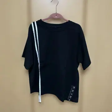 PRIDE 블랙 T셔츠