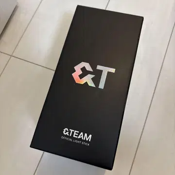 &TEAM 공식 응원봉 블랙 컬러 수납 봉투 포함