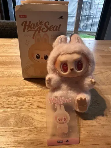 POP MART Have A Seat 라브브