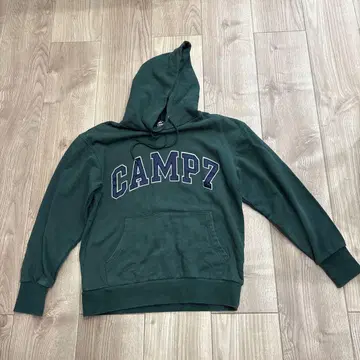 CAMPZ 다크 그린 후드 부착 후드티