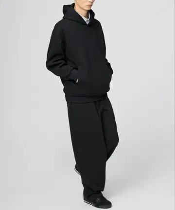 (미사용 새상품)UNIQLO 맨투맨 와이드 팬츠(긴 길이)