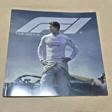 F1 THE MOVIE 팜플렛