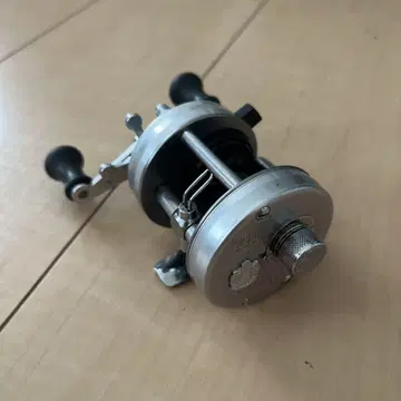 ABU 앰버서더 2500C IAR