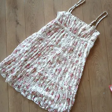 LIZ LISA풍 꽃무늬 레이스 원피스