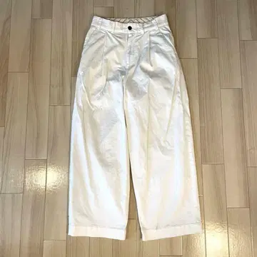 BEAMS LIGHTS / 딥 플리츠 와이드 팬츠