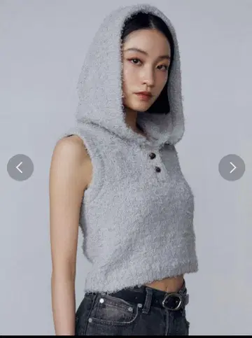 EMODA 샤기 후드 니트 탱크탑 그레이