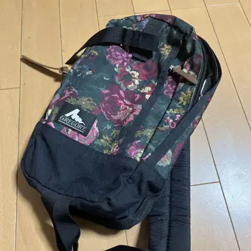GREGORY 꽃무늬 바디백
