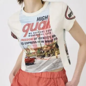 MOUSSY 리메이크 프린트 타이니 T 셔츠