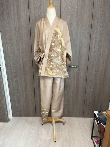 기모노 리메이크 호몬기 지 카고메 꽃 문양 금채 순수 실크 사문복