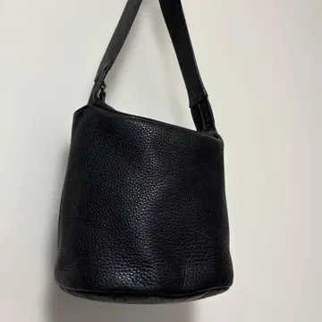 B.stuff 숄더백 원숄더 블랙 천연 가죽