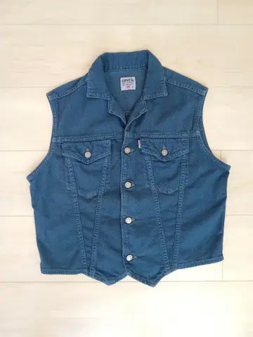 [ 새상품급 ] Levi's 일본제 데님 베스트 다크 블루