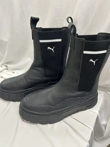 새상품급 PUMA 블랙 부츠 24.5cm