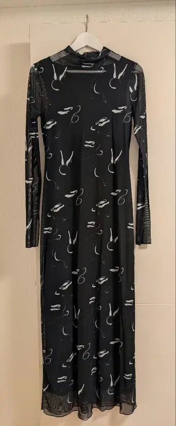[ 새상품 ] [ ZARA ] 롱 원피스, 시스루, 시어 원피스