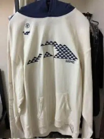 zutomayo Nessie Hoodie Long Tee (cream)