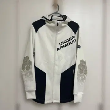 미사용품 UNDER ARMOUR 풀 집업 후드티 MD