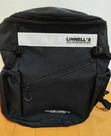 MICHAEL LINNELL'S 블랙 백팩