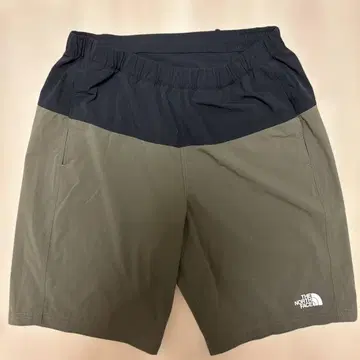 THE NORTH FACE 숏팬츠 올리브 블랙