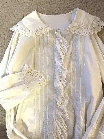 antique lace 블라우스 la boutique uncinq