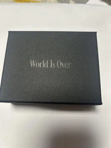 World is Over 크로스 귀걸이 한쪽용