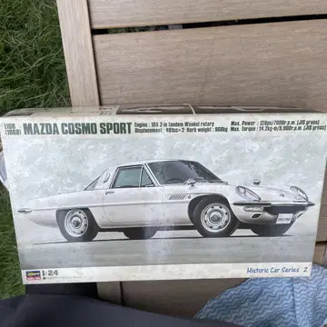 Mazda Cosmo Sport 1/24 스케일 모델