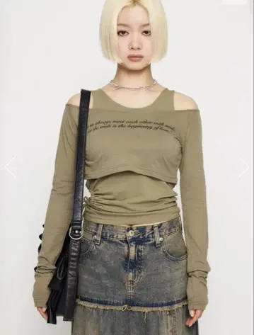 LAGUA GEM LETTERING SHEER 2PIECE 상의