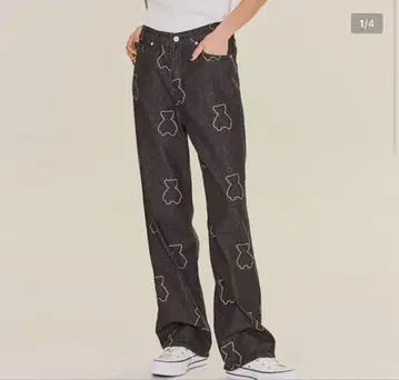 베어 패턴 데님 도영 착용 모델