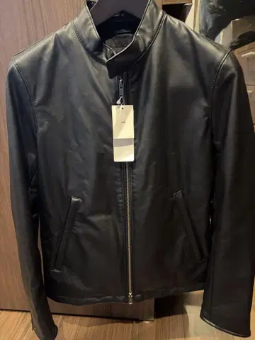 UNIQLO 블랙 싱글 라이더 자켓 S