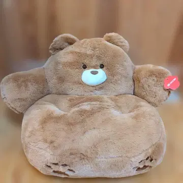 푹신푹신 곰돌이 복슬복슬 앉아있는 쿠션