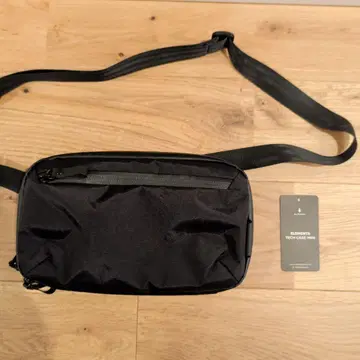 Alpaka ELEMENTS TECH CASE MINI 블랙