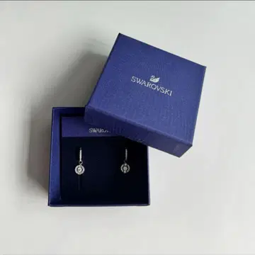 [ 컨디션 최상 ] Swarovski 귀걸이