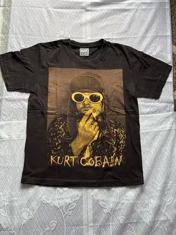 Kurt Cobain T셔츠 L 사이즈