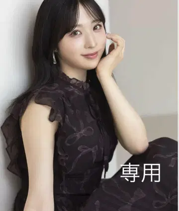 리본 무늬 셔링 원피스