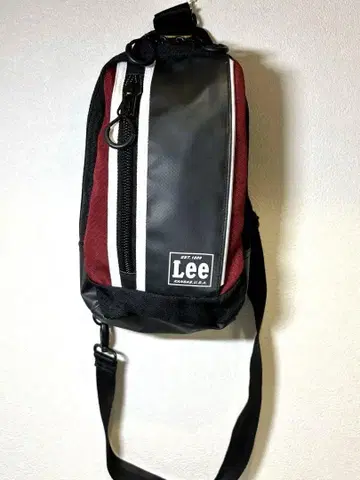 Lee 숄더백 그레이/버건디