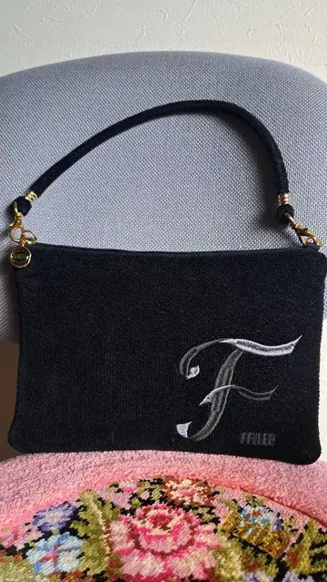 FEILER 페이러 파우치