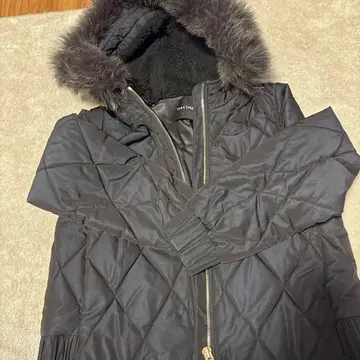 TARA JARMON 블랙 다운 자켓 38