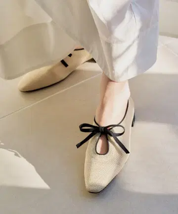 LE TALON 세미 시어 레이스업 마니쉬