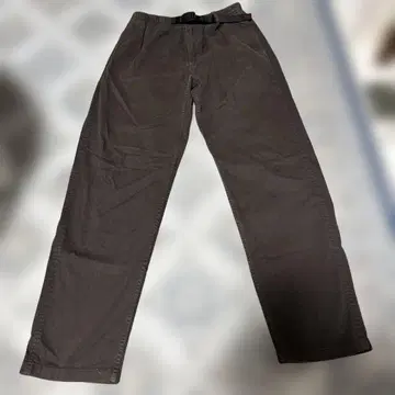 그라미치 다크 브라운 스트레이트 치노 팬츠