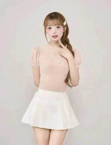 darich Dairch 다리치 팬시 비즈 DD 로고 니트탑
